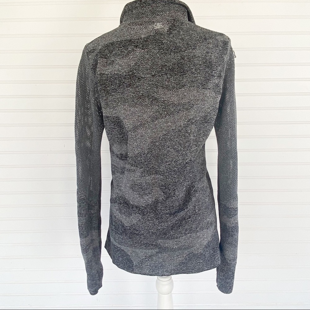 Activewear Stretch Jacket Size Large - image 4